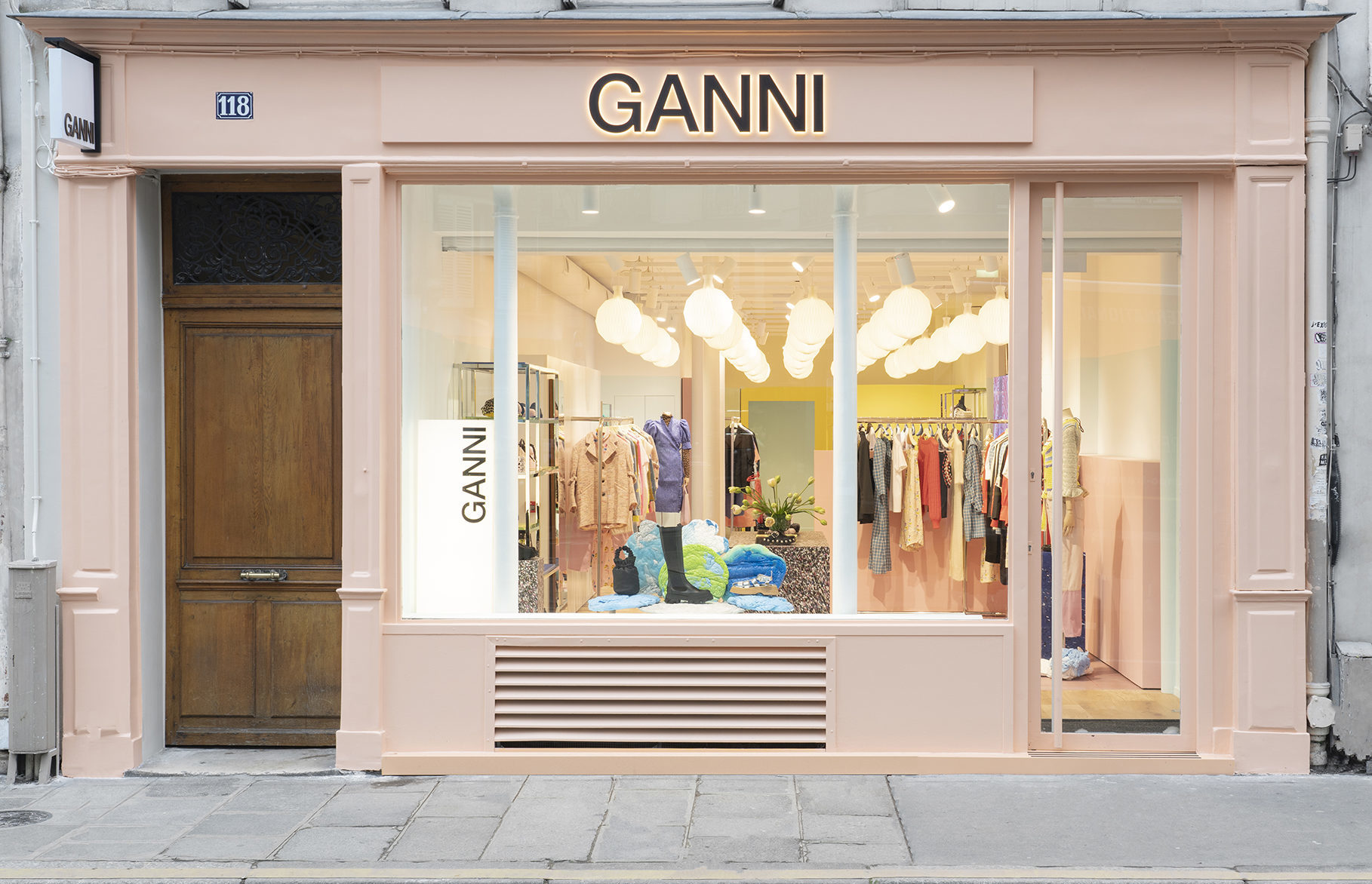 GANNI – RUE VIEILLE DU TEMPLE – PARIS | Stamuli